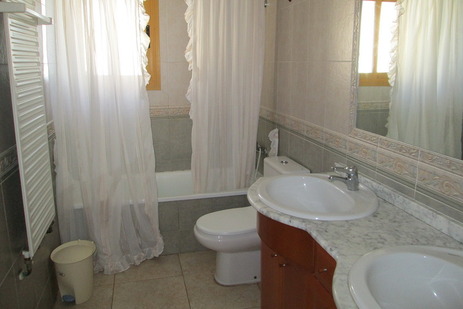 Salle de bains avec baignoire, Maison Peñisol, Peñiscola